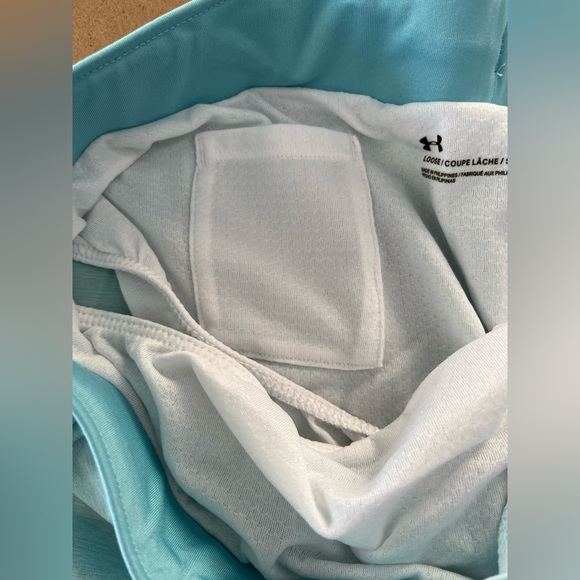 Under Armour Shorts - Picture 6 of 6